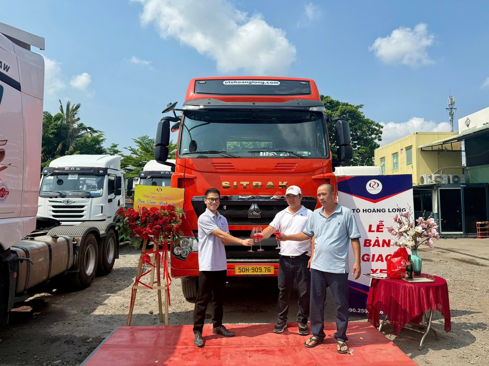 mua xe đầu kéo howo