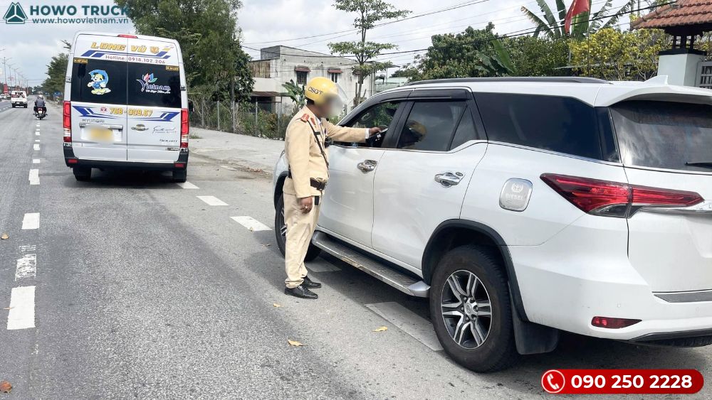 Mức phạt chở quá số người quy định đối với xe ô tô